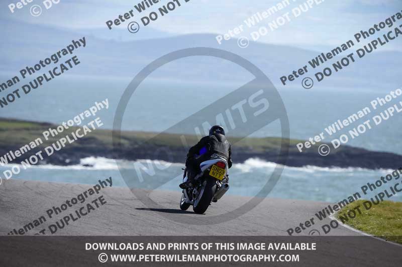 anglesey no limits trackday;anglesey photographs;anglesey trackday photographs;enduro digital images;event digital images;eventdigitalimages;no limits trackdays;peter wileman photography;racing digital images;trac mon;trackday digital images;trackday photos;ty croes